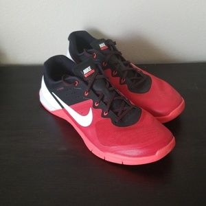 Nike Metcon2 Training Sneakers, Size 15 (Red)